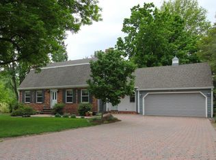 5 Brian Dr, Mattoon, IL 61938