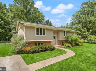 7251 Ridgeway Dr, Manassas, VA 20112