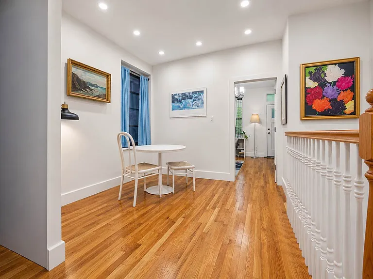 31 Aberdeen St #1R — Photo 6