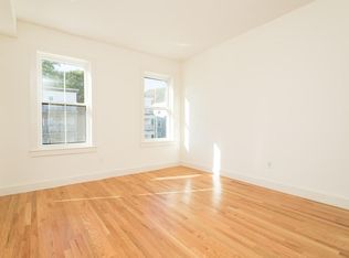 152 Pleasant St #2, Boston, MA 02125
