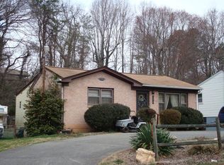 1818 Stultz Rd, Martinsville, VA 24112