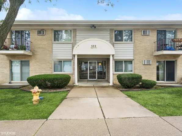 551 Carlysle Dr APT 3, Clarendon Hills, IL 60514