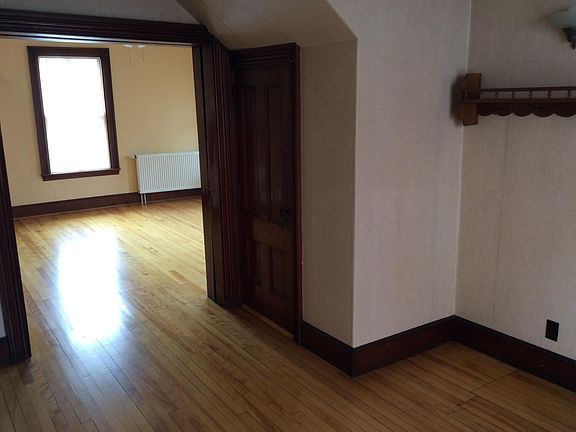 Entry to Living Room