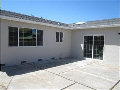 2nd image of 1598 Chabot Way
