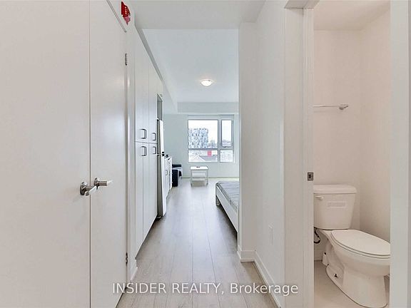 2nd image of 1800 Simcoe St N #311