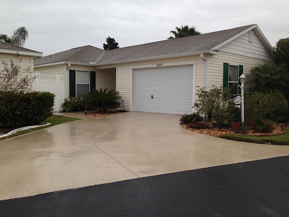 1st image of 2487 Greenhill Trl