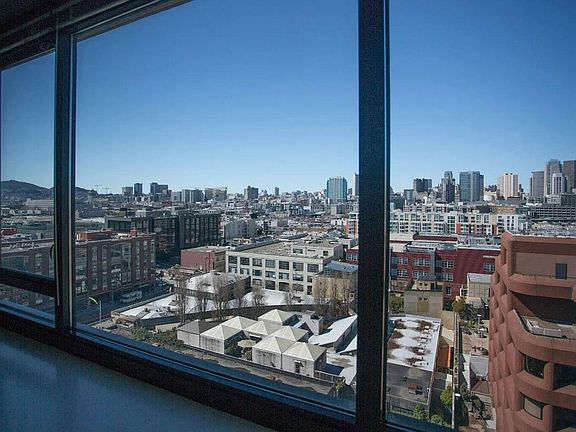 2nd image of 260 King St Unit 1109