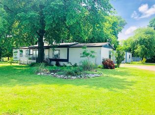 10799 Haleys Resort Dr, Lebanon, OK 73440