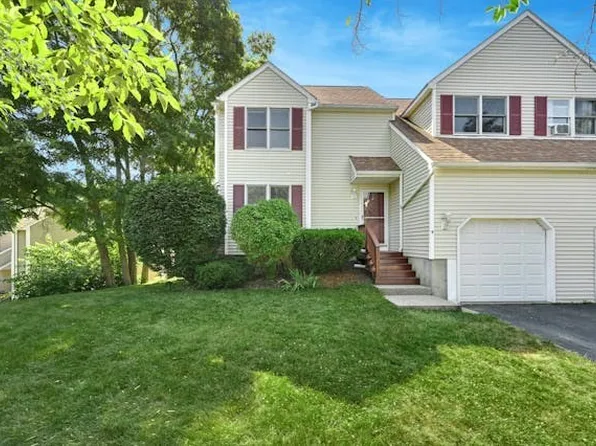 9 Salo Ter, Millbury, MA 01527