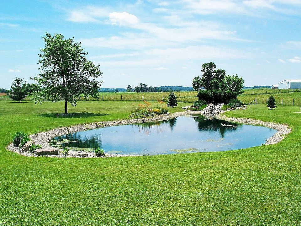 Private Pond w Waterfall