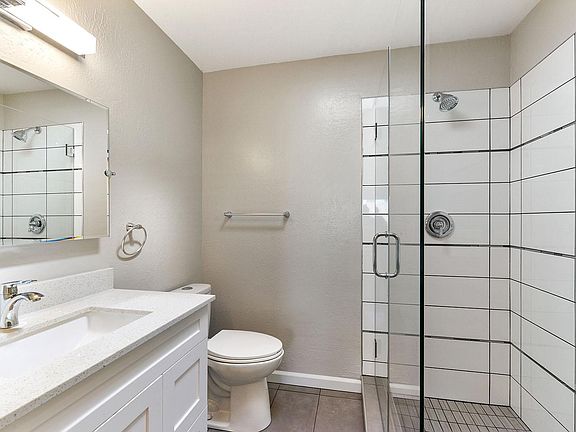 2nd image of 346 Hanover Ave APT 201