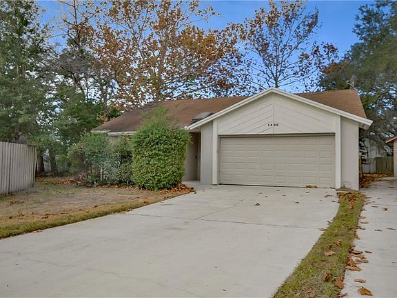 2nd image of 1430 Forest Hills Dr