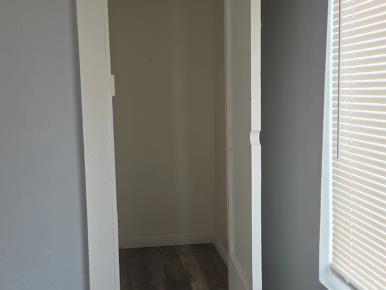 1128 Raymond Ave #11A — Photo 12
