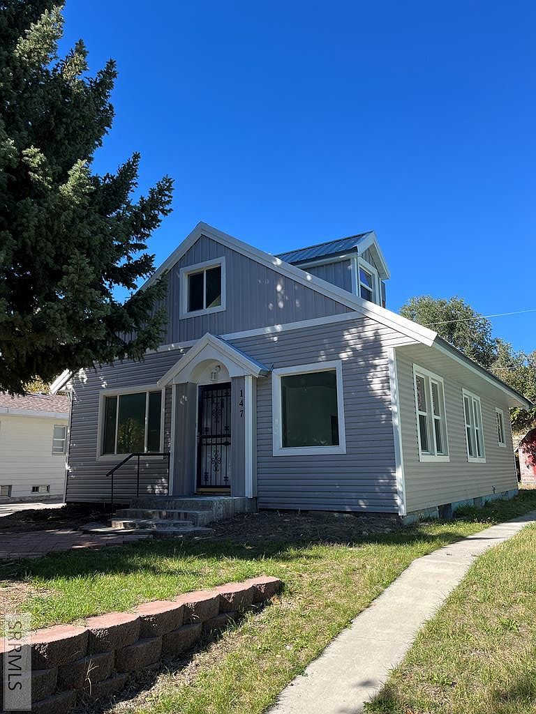 147 E 15th St Idaho Falls ID 83404 MLS 2160418 Zillow   4034ced56402815468c5be02073d9600 Cc Ft 1536 