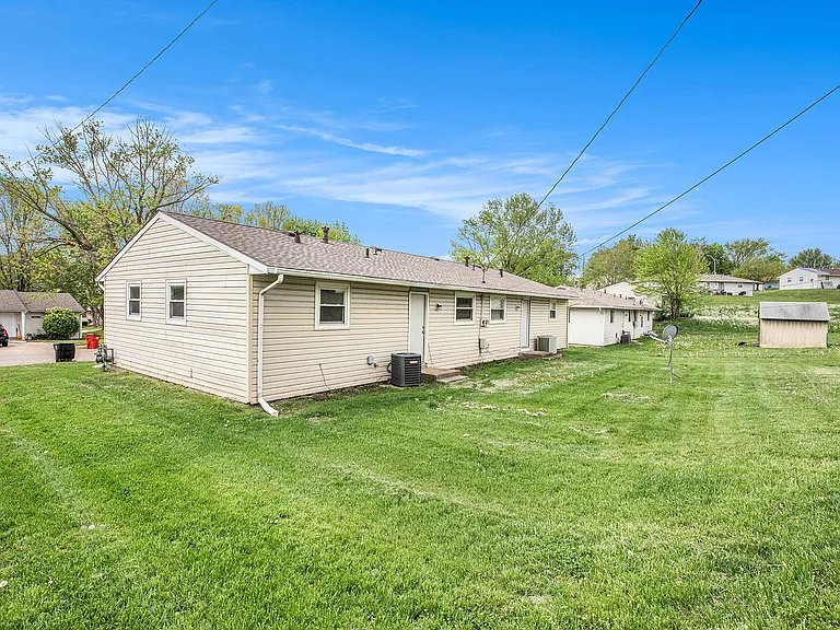 18717 E Blackhawk Trl — Photo 33
