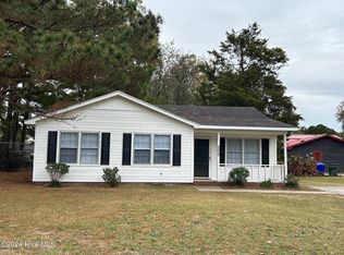 200 Terrace Ct, Greenville, NC 27834