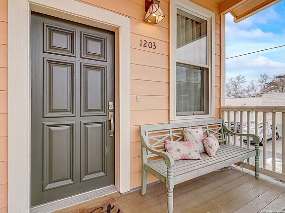 3rd image of 400 E GUENTHER ST #1203