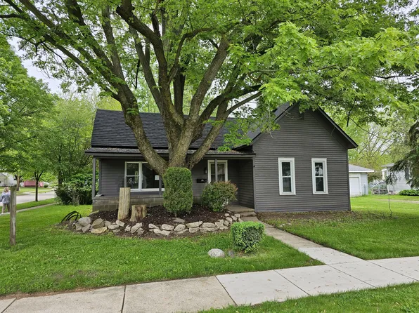 434 Morse St, Ionia, MI 48846