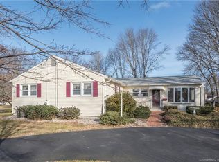 6 Deepwood Dr, Newington, CT 06111