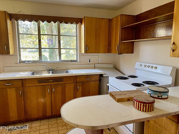 4th image of 338 Taliwa Dr