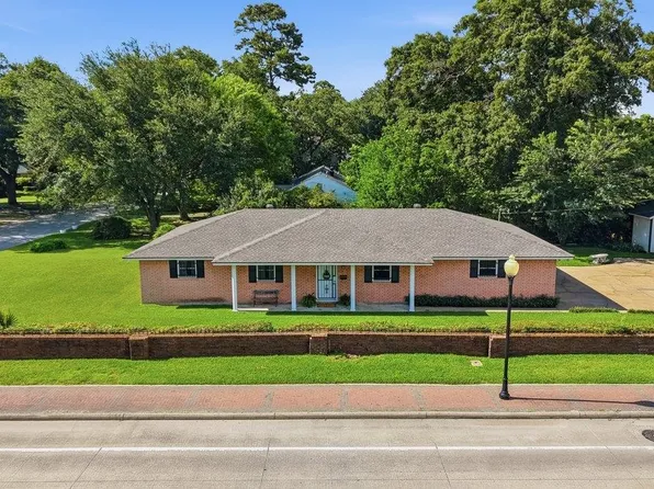 3580 Calder Ave, Beaumont, TX 77706