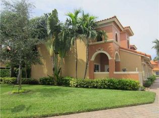 4975 Tradewinds Ter, Fort Lauderdale, FL 33312