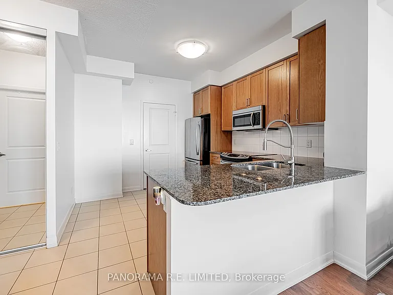 215 Sherway Gardens Rd #Penthouse 201 — Photo 10