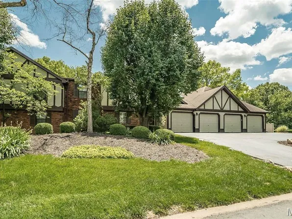 1621 Walpole Dr APT B, Chesterfield, MO 63017