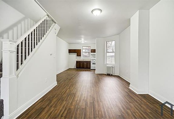4th image of 4914 N Smedley St