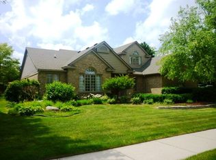 24759 Naples Dr, Novi, MI