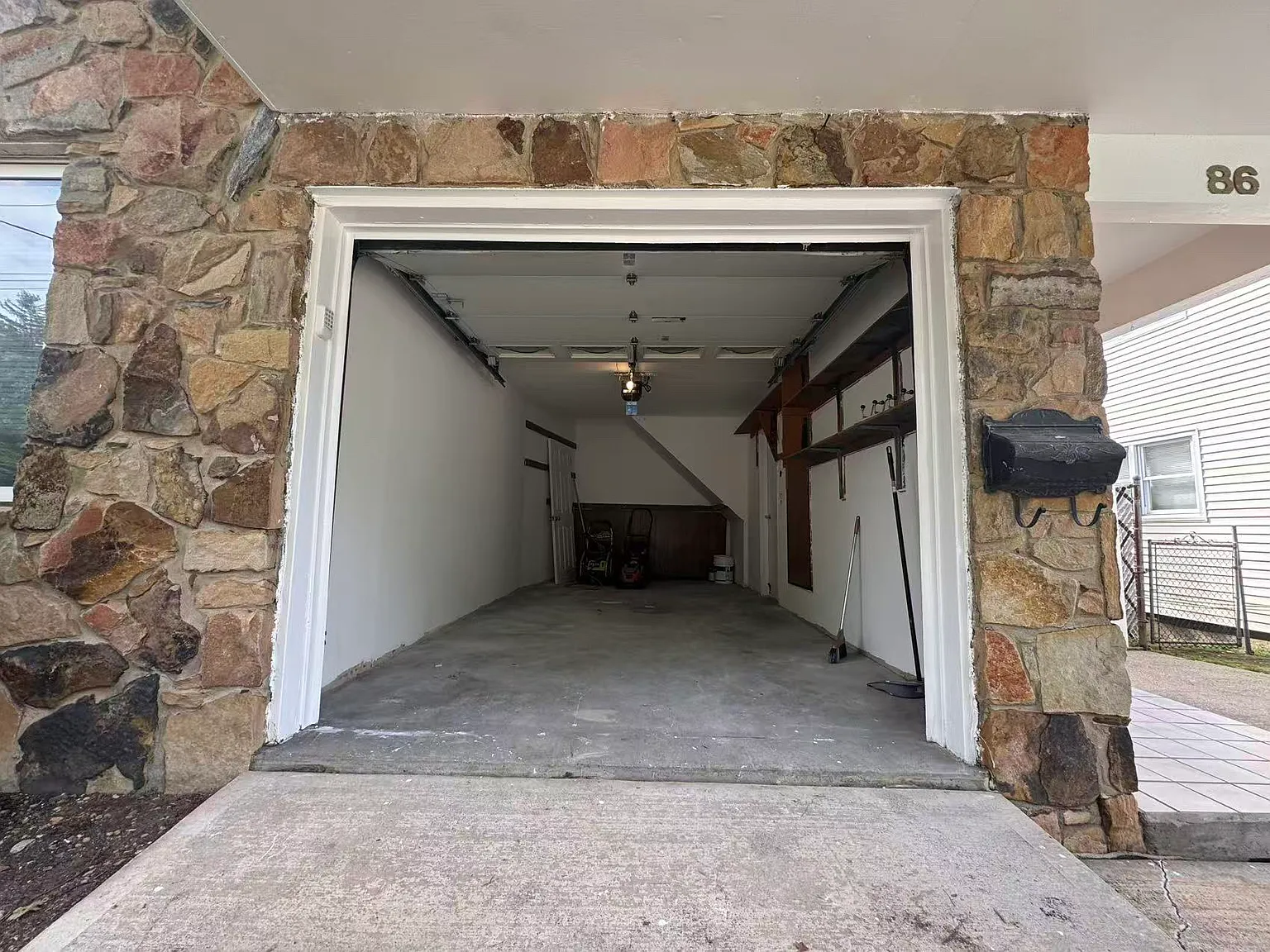 3 bed, $4,500 — Photo 4