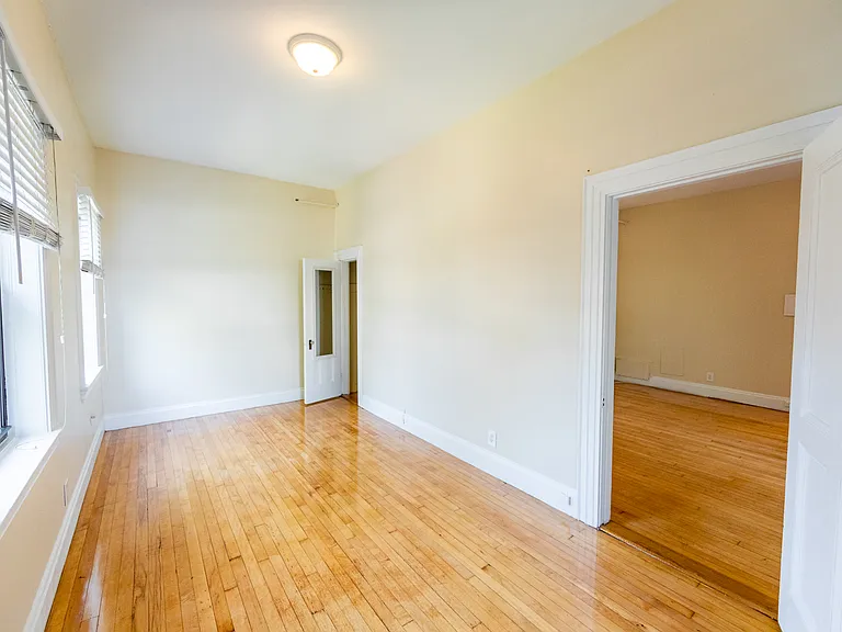 1470A Beacon St #34 — Photo 5