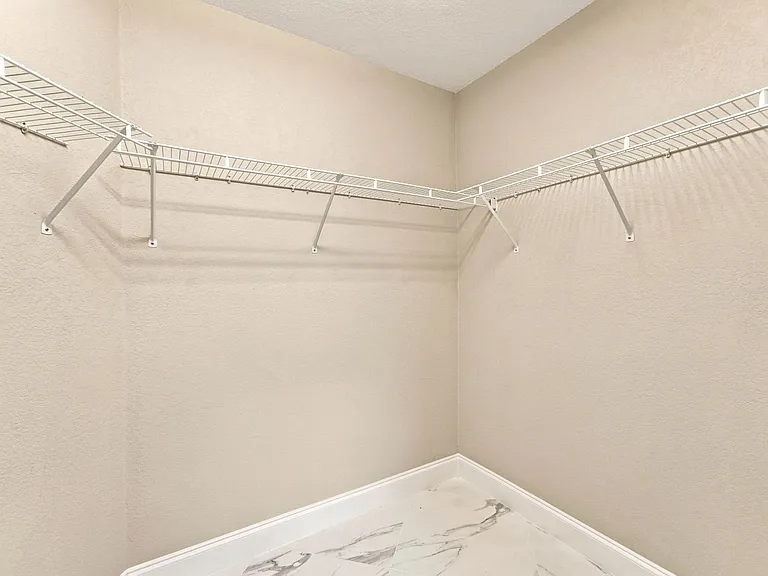 3708 Kent Dr — Photo 29