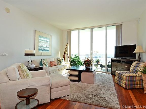 2nd image of 1819 SE 17th St #1610