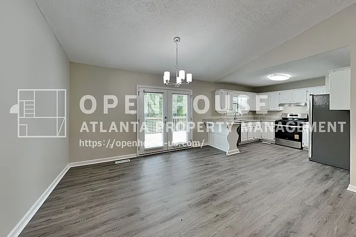 82 Fox Ridge Ct — Photo 5