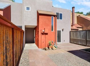 5443 6th St NW, Albuquerque, NM 87107