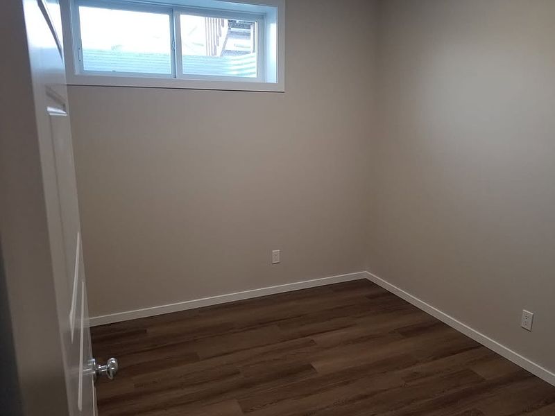 Edmonton Apartment for rent - 2 Bedrooms — photo 5