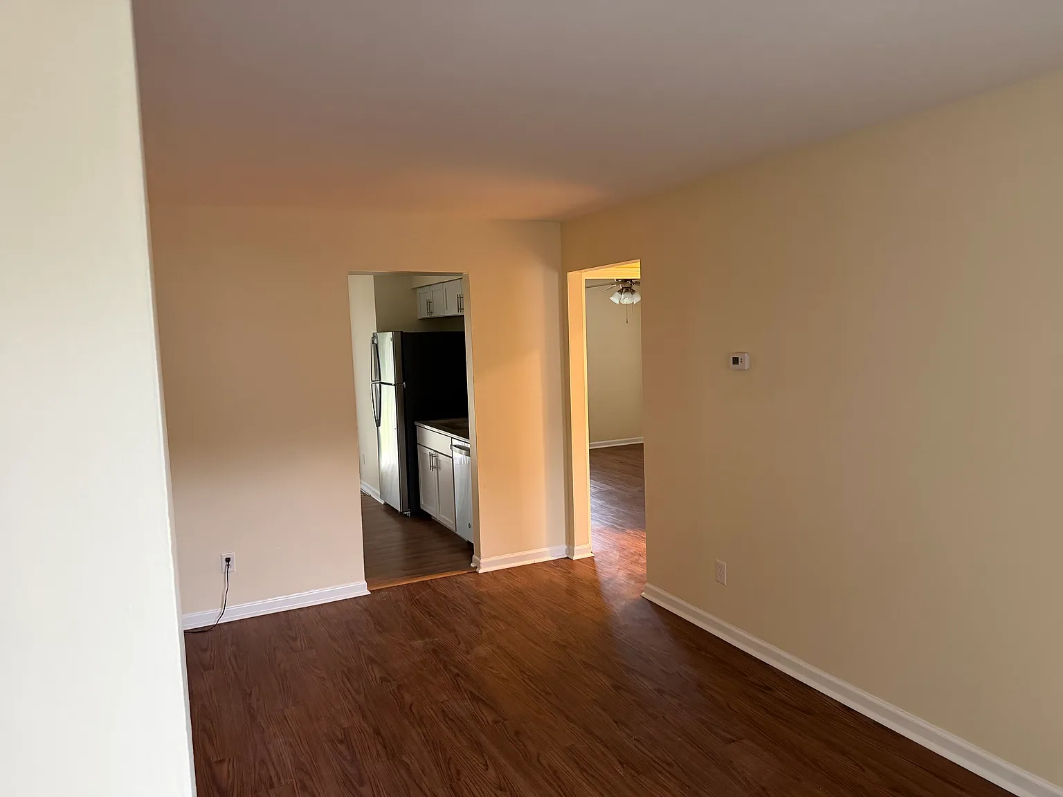 212 Logan St — Photo 3