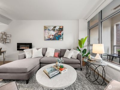 583 Battery Street #309N, Seattle, WA, 98121