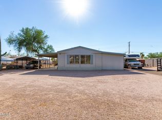 678 S Pinal Dr, Apache Junction, AZ 85120