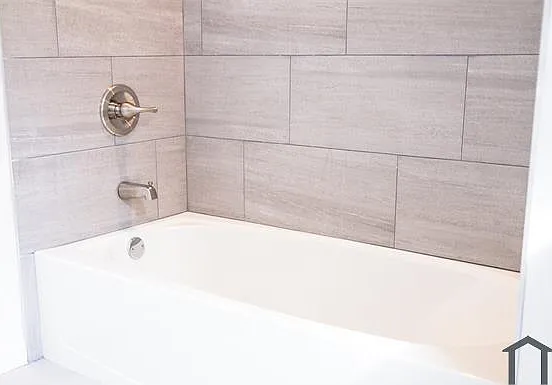 2 bed, $1,400 — Photo 2