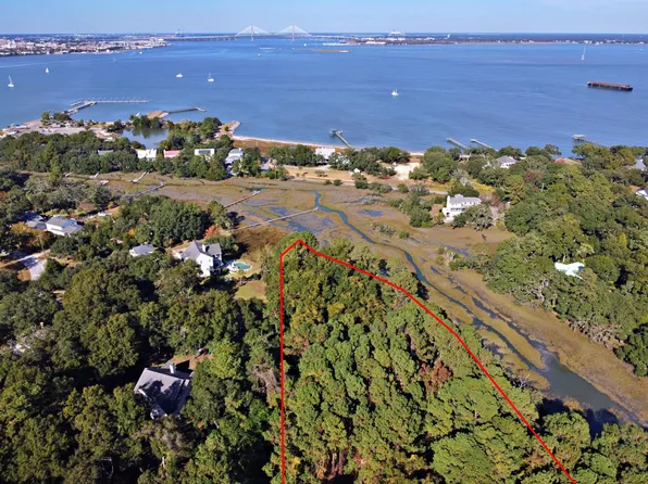 653 Sterling Dr, Charleston, SC 29412