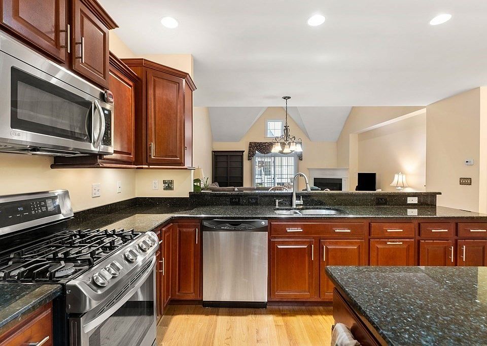100216 Kirkbride Dr, Danvers, MA 01923 Zillow