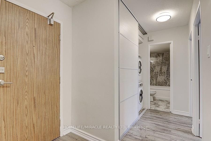 1st image of 260 Seneca Hill Dr #1012S