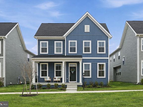 2nd image of 1311 Foal St