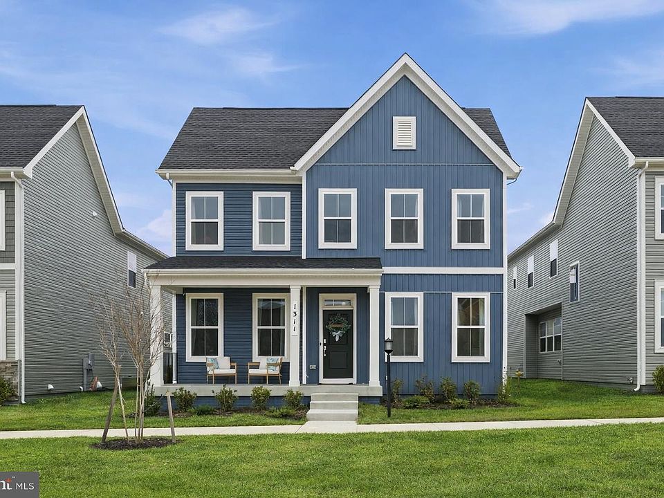 1st image of 1311 Foal St