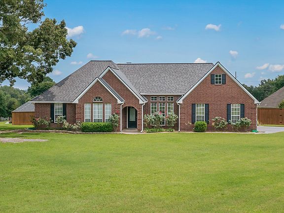 3rd image of 155 County Road 2221