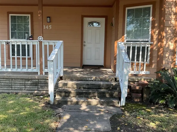 2145 5th St, Port Arthur, TX 77640