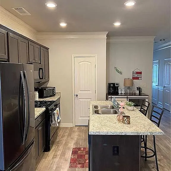 1713 Snapping Ct — Photo 3