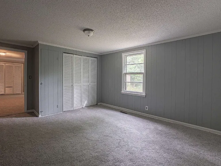 5570 Keith Rd — Photo 16